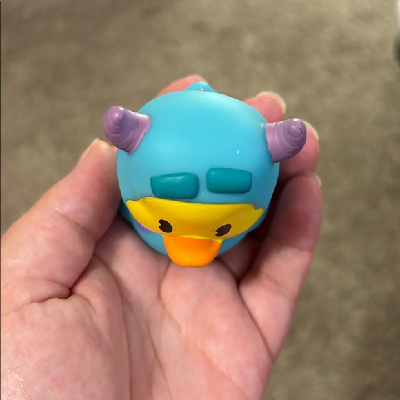 Disney Sully Duck - NWOT - Picture 5 of 5